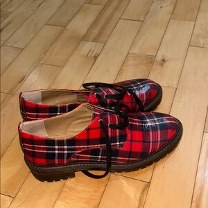 Lucky Brand Red Plaid Lace-Up Shoes